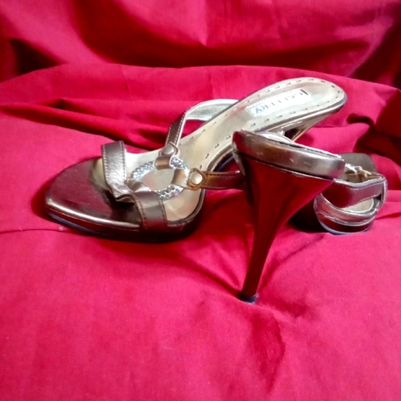 Cocktail shoes - Picture 3 of 3